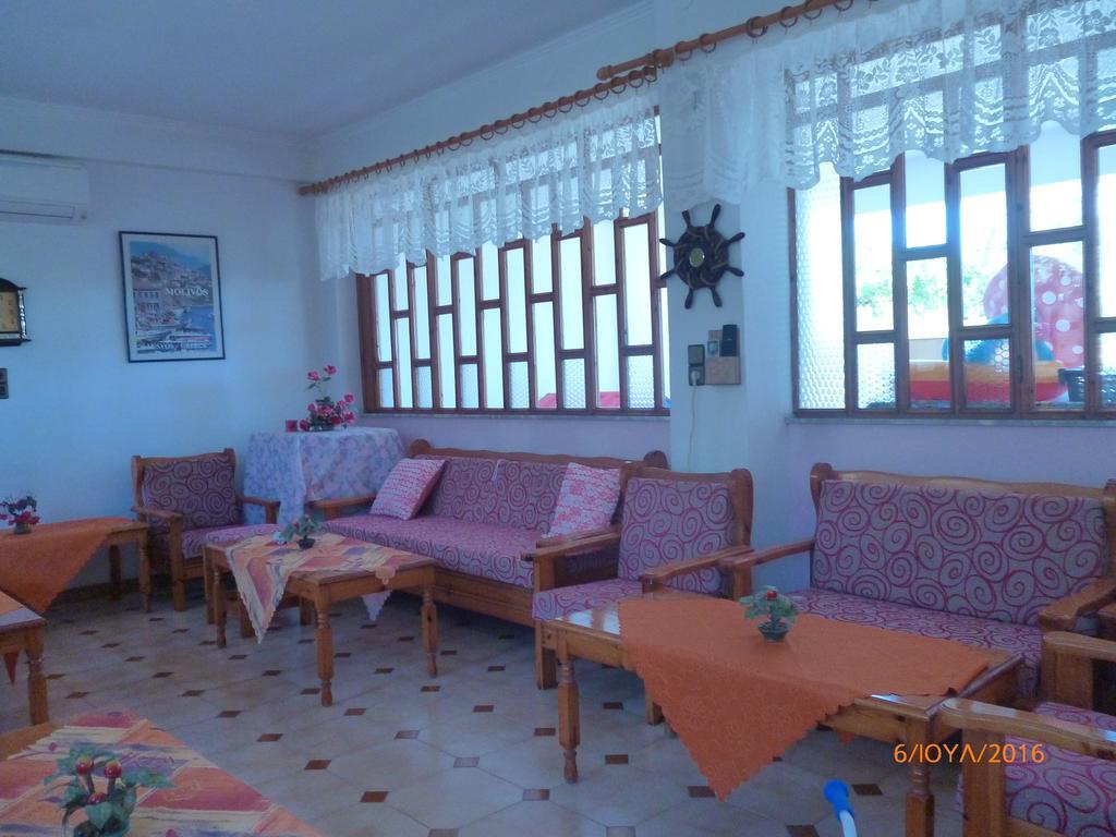 Golden Sun Rooms Pyrgi Thermis Extérieur photo